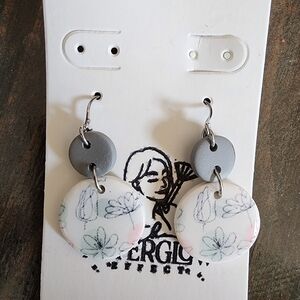 Handcrafted Floral Circle Drop Earrings in White and Gray
